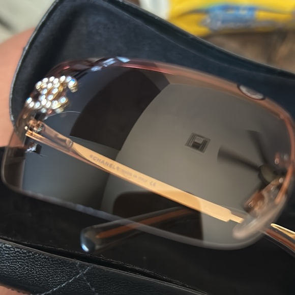 Chanel Swarovski crystal logo square sunglasses - Picture 16 of 16